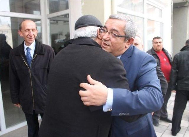 İşadamı Erdoğan, Lokma G&uuml;n&uuml;ne Katıldı 1