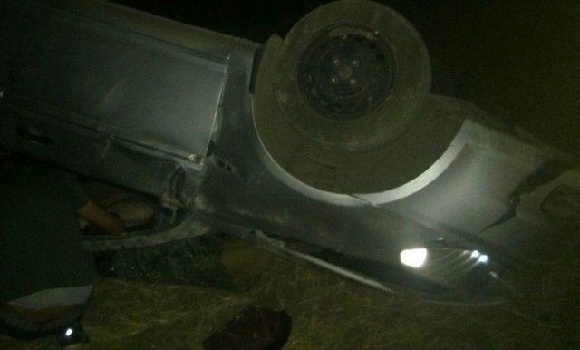 Otomobil Takla Attı: 3 Yaralı 1