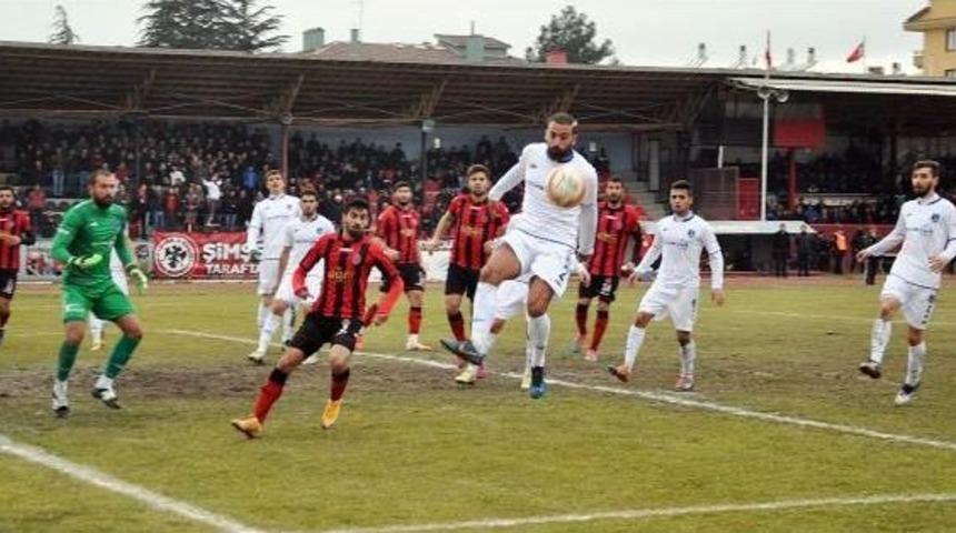 &Ccedil;orum Belediyespor-Bursa Nil&uuml;ferspor: 2-0