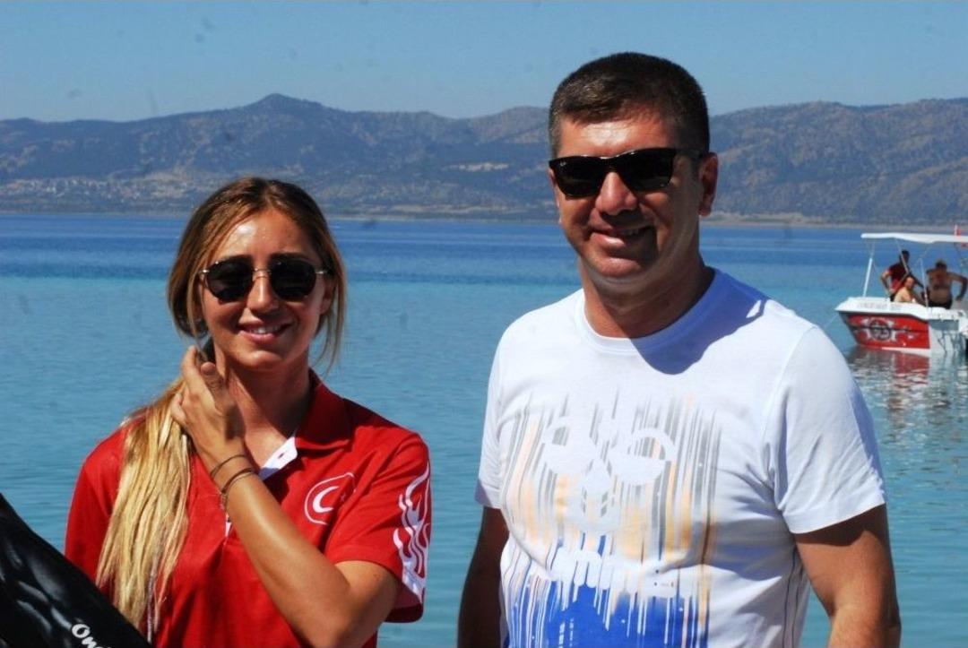 Şahika Erc&uuml;men, Kuruyan G&ouml;ller İ&ccedil;in Daldı