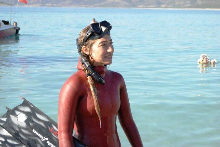 Şahika Ercümen, Kuruyan Göller İçin Daldı G4