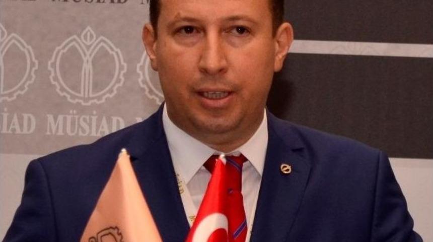 M&uuml;siad İzmir Başkanı &Uuml;lk&uuml;, Kan Bağışı &Ccedil;ağrısı Yaptı