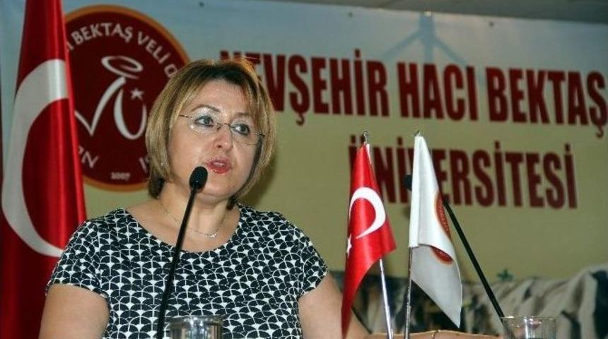 Nevşehir Hacı Bektaş Veli &Uuml;niversitesi Turizm Fak&uuml;ltesi Dekanı Prof.dr.aslan: