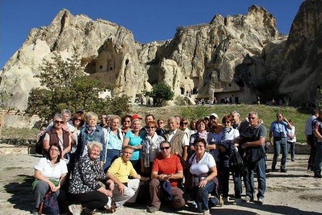 Nevşehir Hacı Bektaş Veli Üniversitesi Turizm Fakültesi Dekanı Prof.dr.aslan: