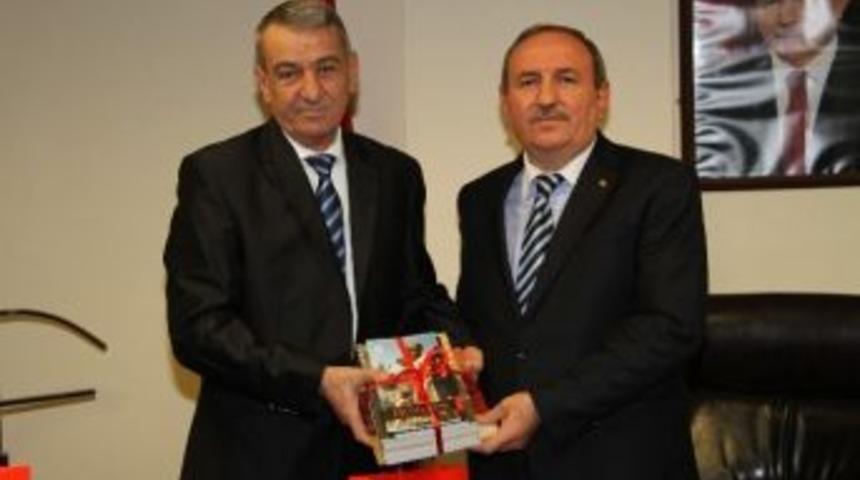 Başkan Şenol: "gen&ccedil;ler Siyasete Katılmalı"