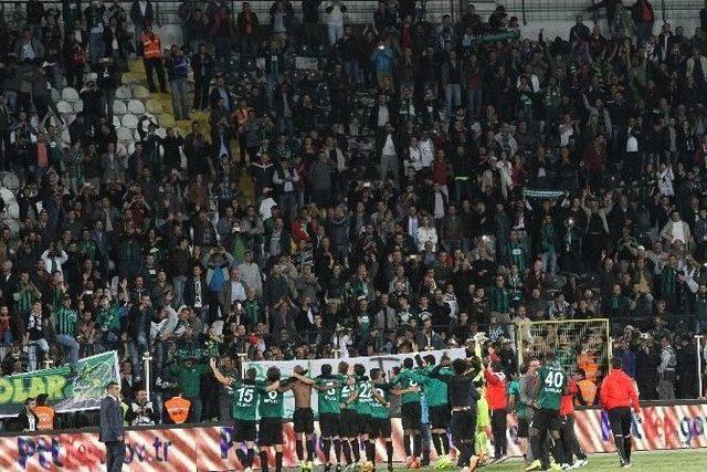 Akhisar Belediyespor Süper Lig’deki 100. Puanını Aldı