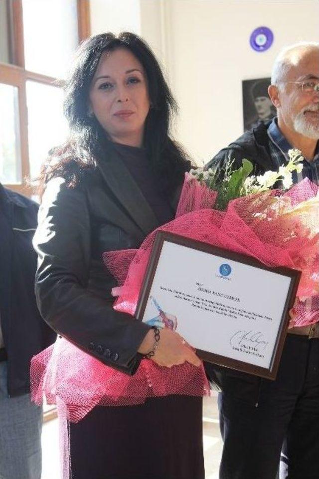 Zeliha Banu Uzbilek’in Resim Sergisi Akm’de Açıldı