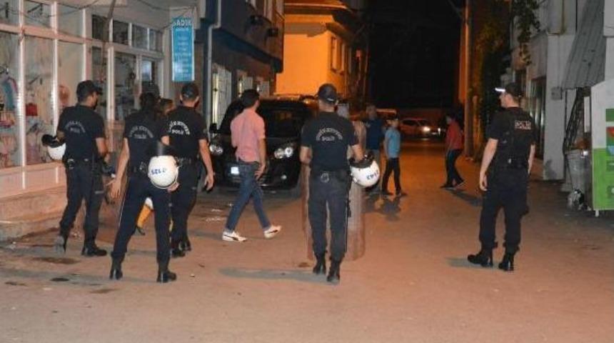 Bursa'da &Ccedil;ocukların Kavgasına Aileler De Karıştı: 2 Yaralı