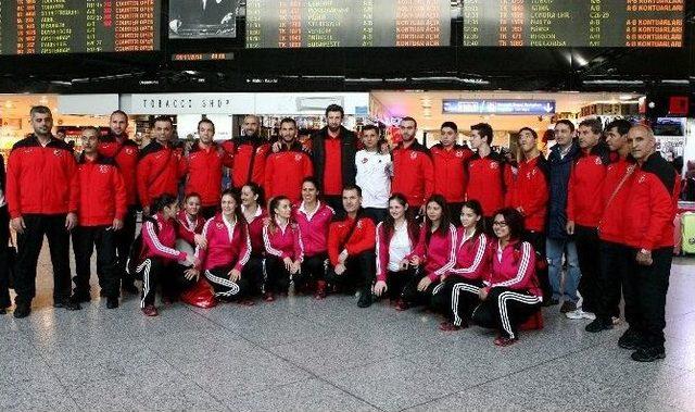 Karate Milli Takımı Almanya&rsquo;ya Gitti 1