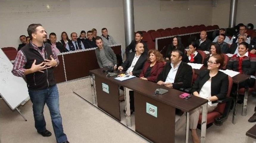 Karşıyaka&rsquo;da Belediye Personeline İletişim Dersi