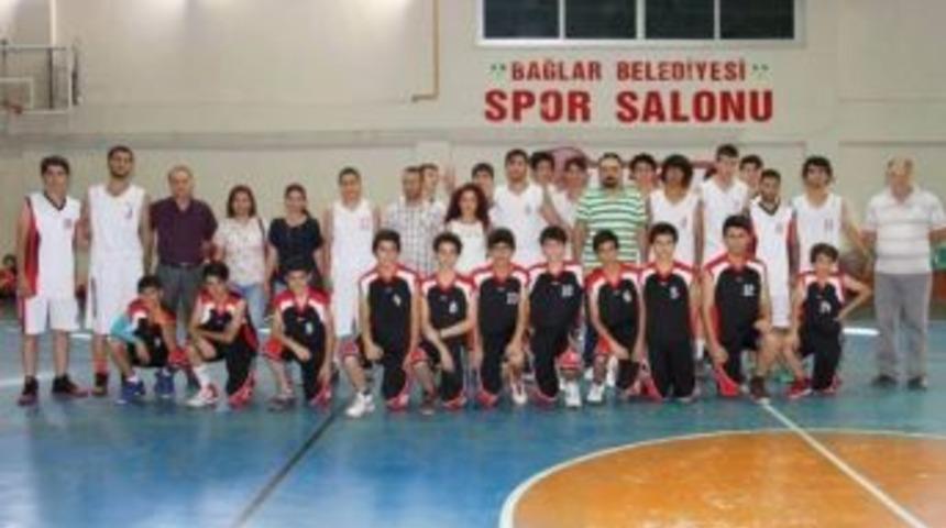 Bağlar Belediyespor Basketbol Takımı Sezona Galibiyetle Başladı