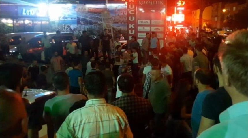 (&ouml;zel Haber) Hamile Kadını Yaralayan Alkoll&uuml; S&uuml;r&uuml;c&uuml;ye Meydan Dayağı Kamerada