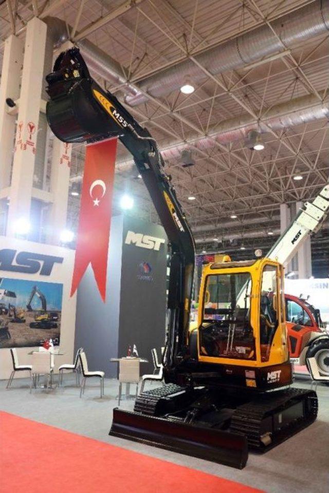 Sanko Yeni İş Makinelerini Mebex Fuarında Tanıttı 2