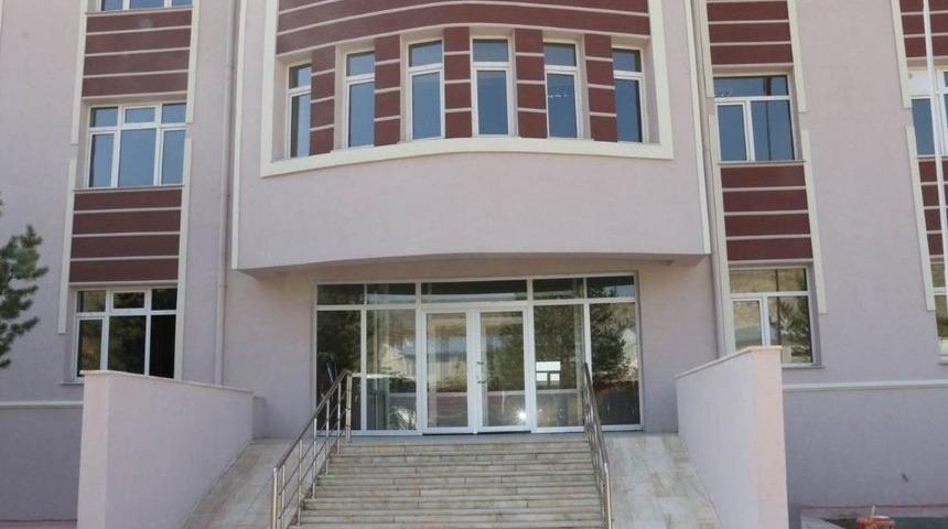 Tıp Fak&uuml;ltesi Artık Erzincan&rsquo;da Eğitim Verecek