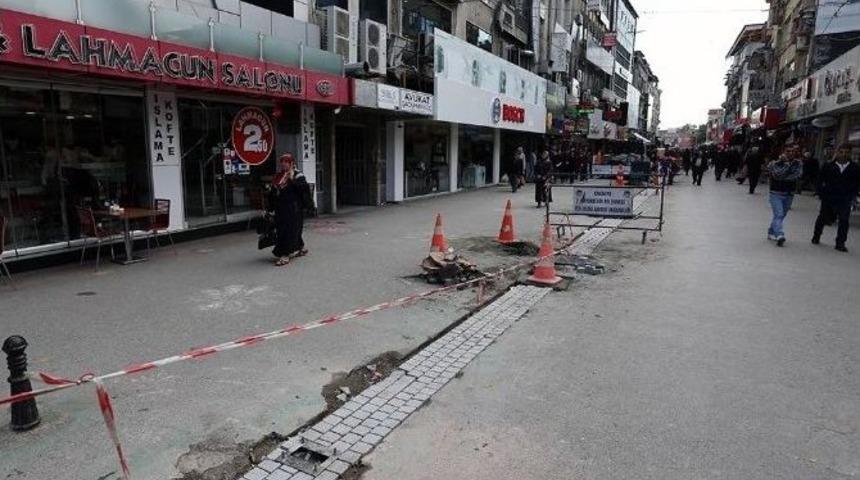 Dar Sokak Yenileniyor