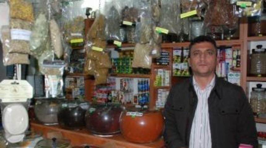 Sivilceye Karşı Kil Ve G&uuml;lsuyu