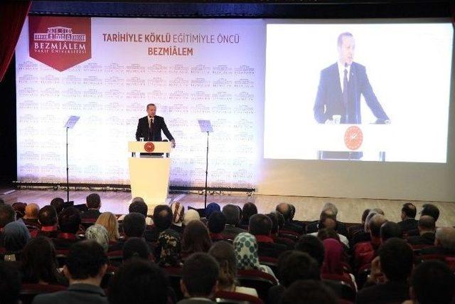 Cumhurbaşkanı Erdoğan, Bezmialem Vakıf &Uuml;niversitesi&rsquo;nin Akademik A&ccedil;ılışına Katıldı 1