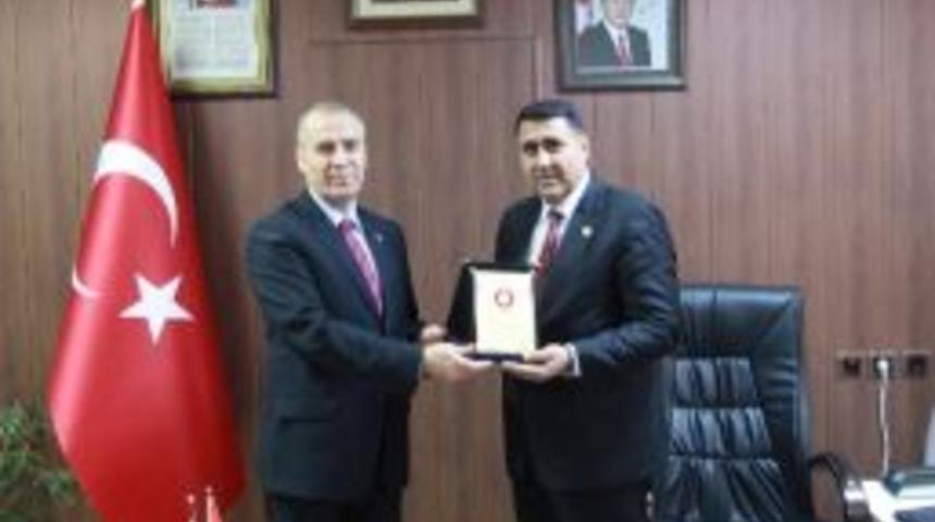 Judo Federasyonu&rsquo;ndan İl Genel Meclisi Başkanına Plaket