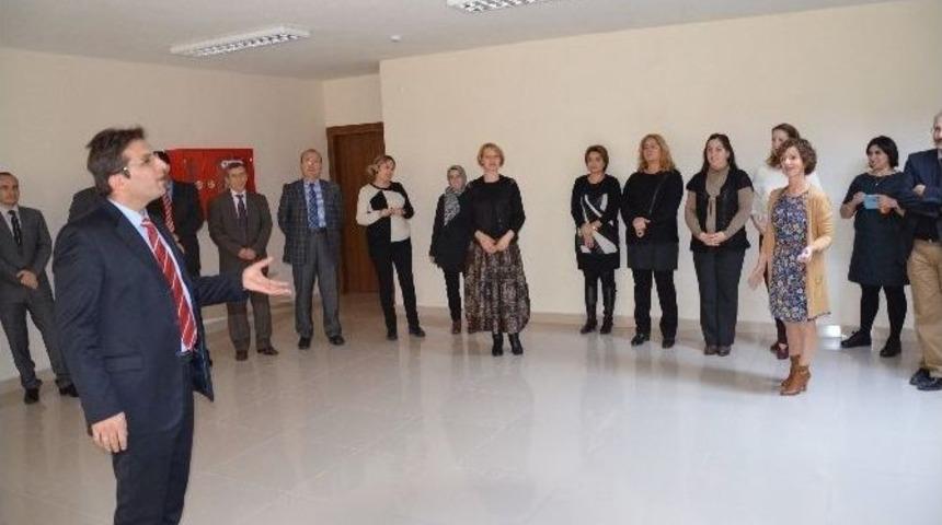 Edirne&rsquo;de 100 Okul M&uuml;d&uuml;r&uuml;ne Liderlik Eğitimi Verildi