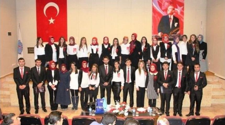 Hazreti Mevlana Şiirlerle Anıldı