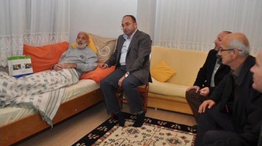 Başkan &Uuml;z&uuml;lmez, Haftasonu Suadiye&rsquo;de Ziyaretlerde Bulundu