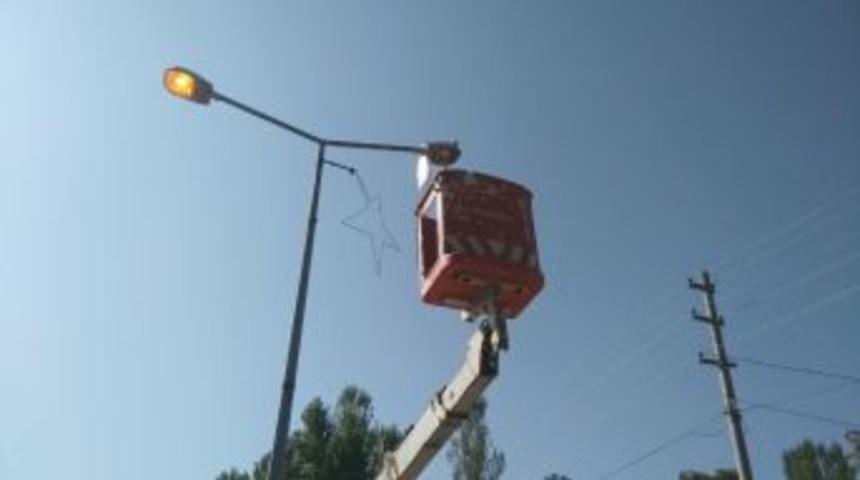 Sokak Lambalarına Bakım Çalışması