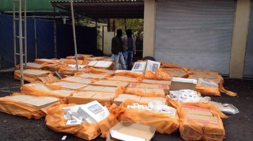 Batman&rsquo;da 53 Bin Paket Ka&ccedil;ak Sigara Ele Ge&ccedil;irildi