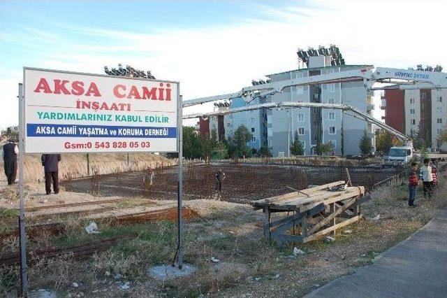 Aksa Caminin Temeli Atıldı