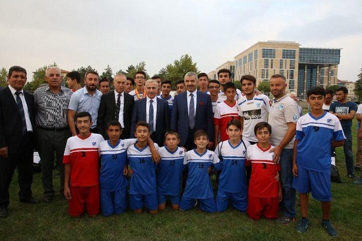 Büyükşehir Sporu Ve Sporcuyu Destekliyor G1