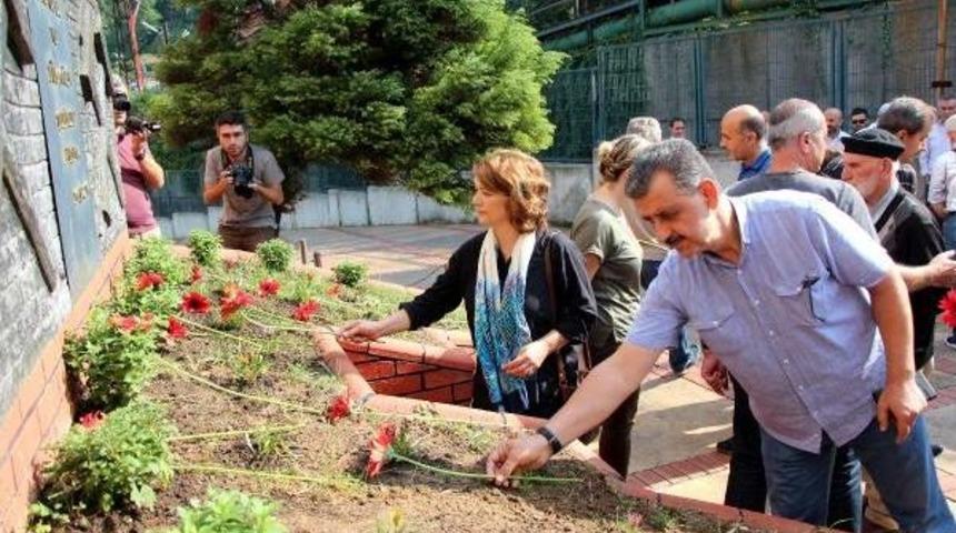 Zonguldak'ta Öldürülen Ttk Işletme Müdürü Için Anma