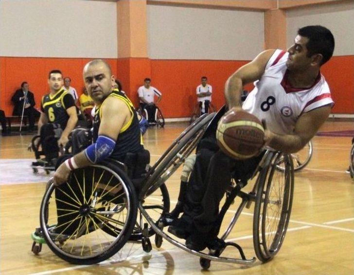 Tekerlekli Sandalye Basketbolda Derbi Buca’nın