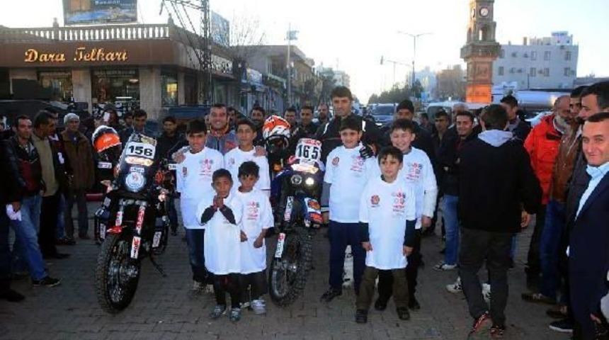 Milli Motosiklet&ccedil;ilerden Midyat Ziyareti