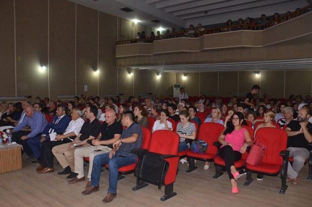 Atat&uuml;rk&rsquo;&uuml;n Sevdiği Şarkılar Seslendirildi 2