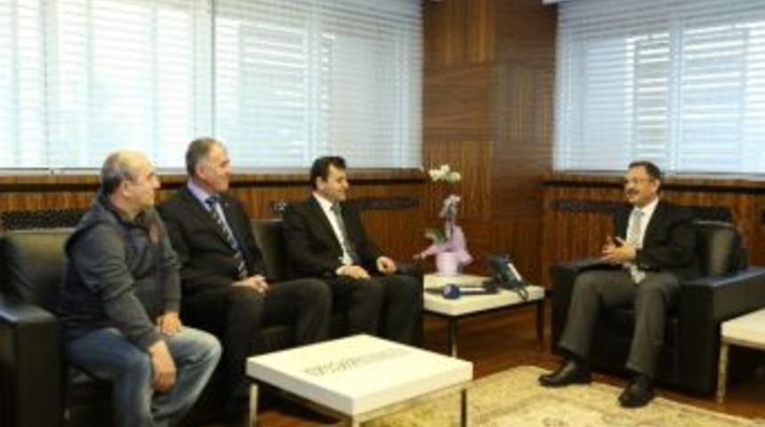 "kayseri Belediyeciliğinden &Ouml;vg&uuml;yle S&ouml;z Ediliyor"