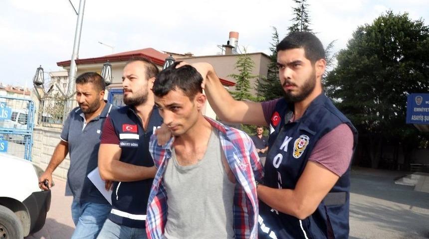 Kurye Kılığına Girerek Boşanmak &Uuml;zere Olduğu Eşini &Ouml;ld&uuml;rmek İstedi