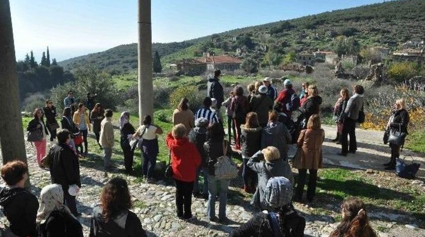 Doğanbey Tanıtım Merkezi&rsquo;ne K&uuml;lt&uuml;r Turu