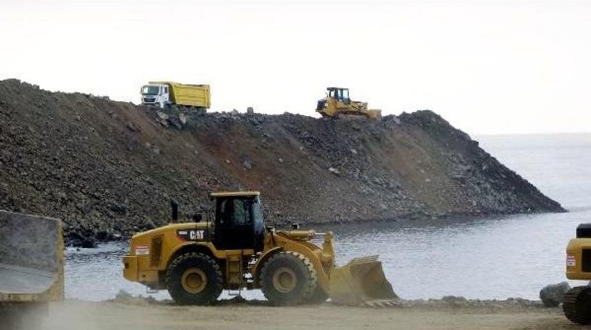 Rize-Artvin Havalimanı Deniz Dolgusu Başladı