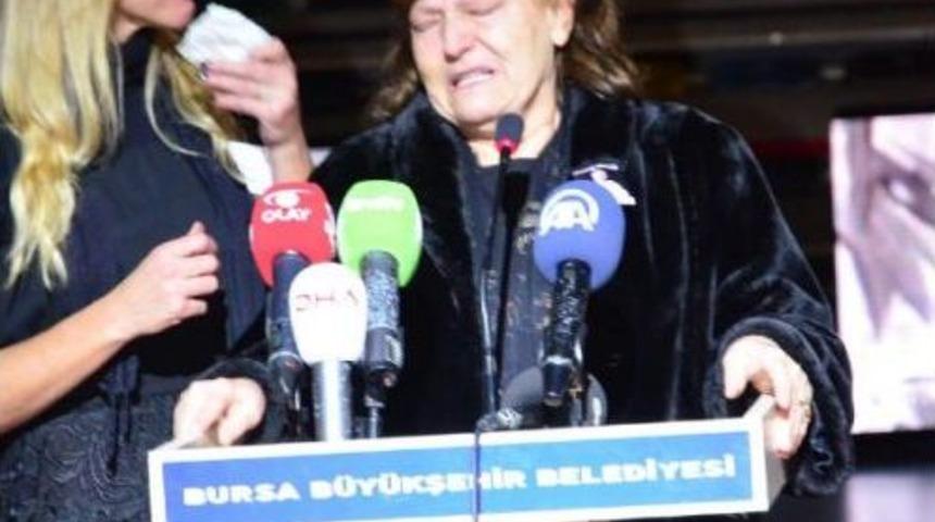 Cengiz G&ouml;ll&uuml;&rsquo;Ye İlk T&ouml;ren Adının Verildiği Salonda Yapıldı