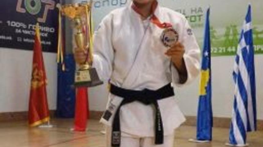 Osmangazili Judocu Balkan &Uuml;&ccedil;&uuml;nc&uuml;s&uuml;