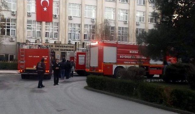 Uludağ &Uuml;niversitesi&rsquo;nde Yangın Paniği 1