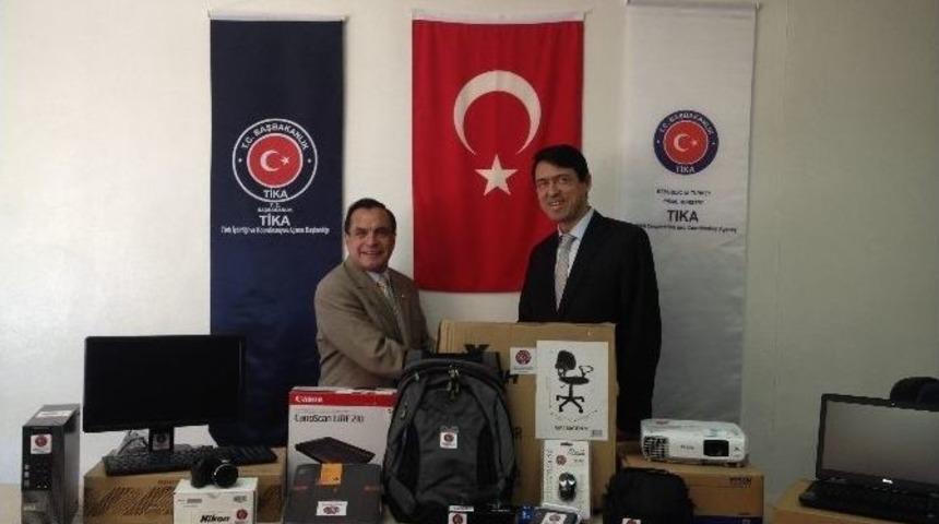 Tika&rsquo;dan Guatemala Gıda Tarım Ve Hayvancılık Bakanlığı&rsquo;na Donanım Desteği