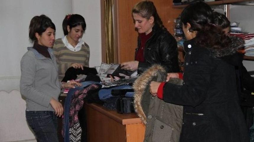 G&uuml;nışığı Mağazası&rsquo;ndan Kobanili Ailelere Yardım