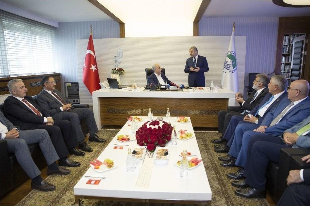 Bakan Fakıbaba: &ldquo;kayseri&rsquo;den Hi&ccedil;bir Şeyi Esirgemeyeceğiz&rdquo;