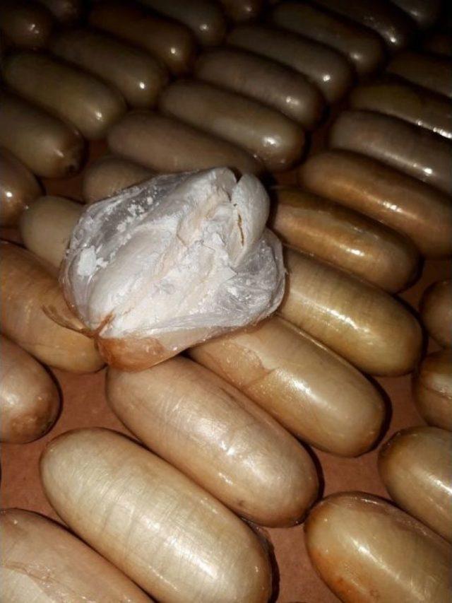 Midesinden 2 Kilo Uyuşturucu Çıktı