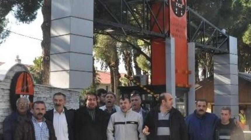 İşten &Ccedil;ıkarılan İş&ccedil;iler Haklarını İstedi