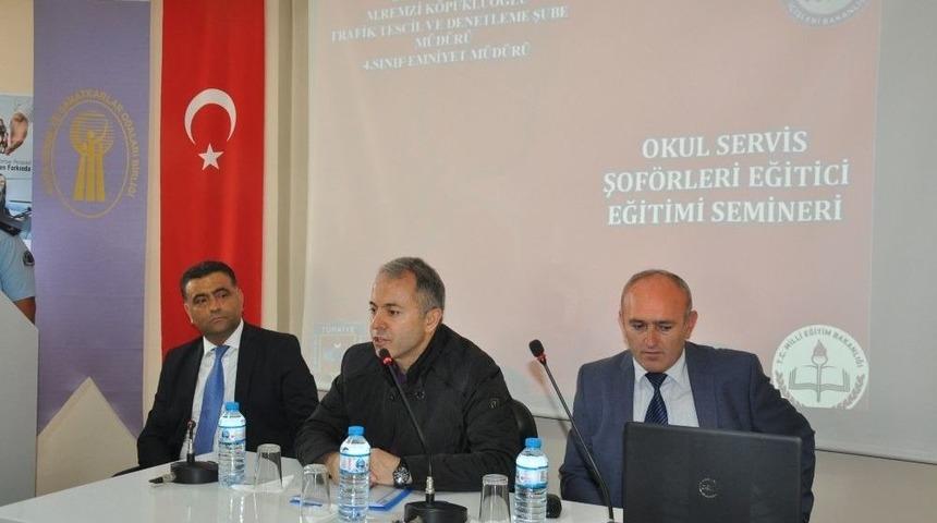 Emniyet M&uuml;d&uuml;r&uuml; Bitirik, Okul Servis S&uuml;r&uuml;c&uuml;leriyle Buluştu