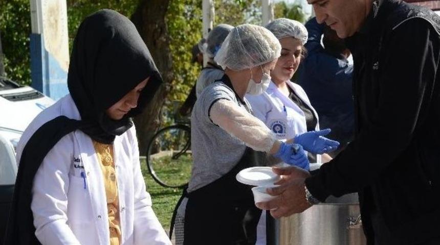 Antalya B&uuml;y&uuml;kşehir Belediyesi&rsquo;nden Aşure Etkinliği