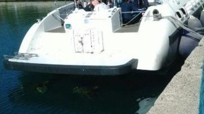 Marmaris&rsquo;te Denizde Mahsur Kalan 12 Suriyeli Kurtarıldı