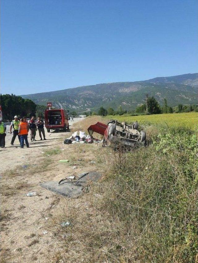 Kargı’da Otomobil Takla Attı: 3 Yaralı