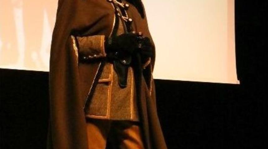 Hacıbektaş&rsquo;ta Atat&uuml;rk Giysileri Defilesi